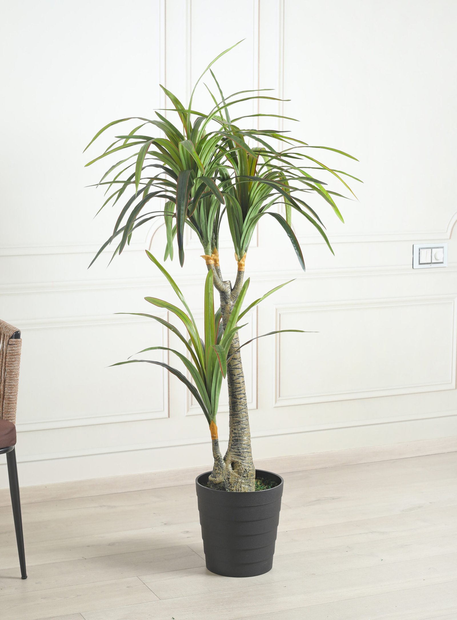 Deco World Artificial Yucca Plant – 4.4 Feet